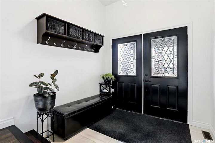 Property Photo: 4714 E Green Apple Drive SK S4V 3L2