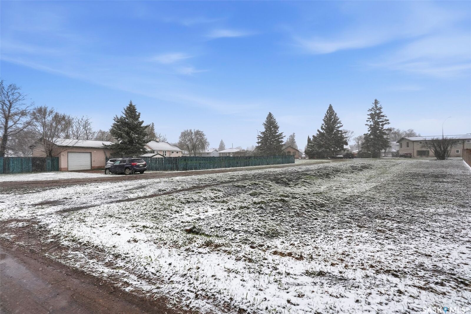 Property Photo:  757 6th Street E  SK S6V 0N9 