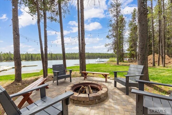 Property Photo:  3724 Snake River Road  ID 83429 