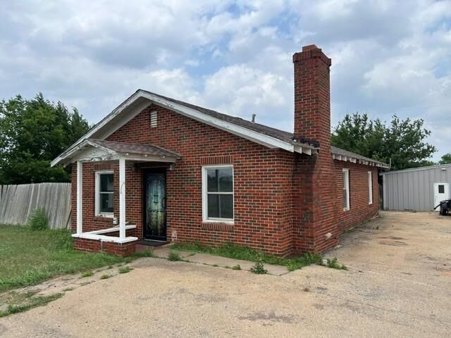 Property Photo:  7119 S Perkins Road  OK 74074 