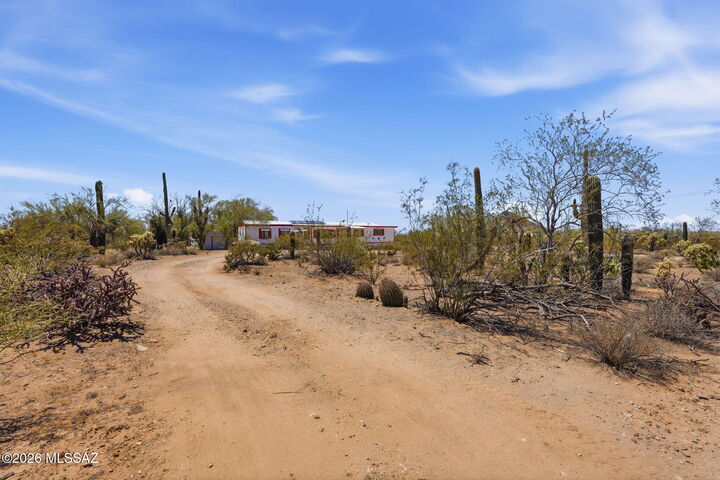 Property Photo:  7261 N Van Ark Road  AZ 85743 
