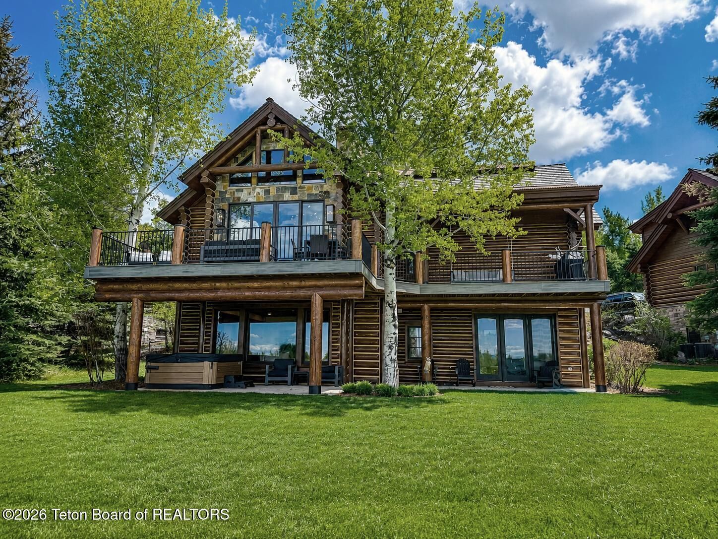 Property Photo:  14 Bannock Circle  ID 83455 