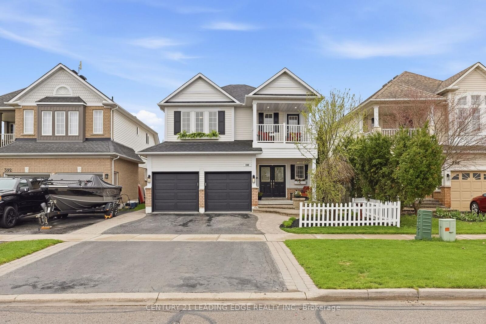 Property Photo:  390 Whitby Shores Green Way  ON L1N 9R5 