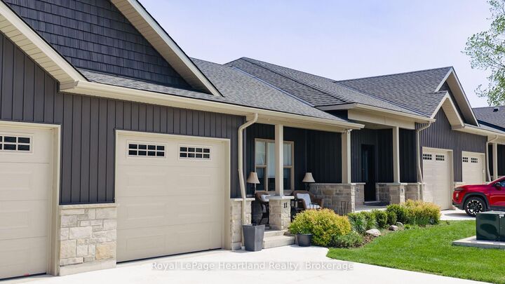 Property Photo: 11 Silver Creek Road ON N0K 1W0