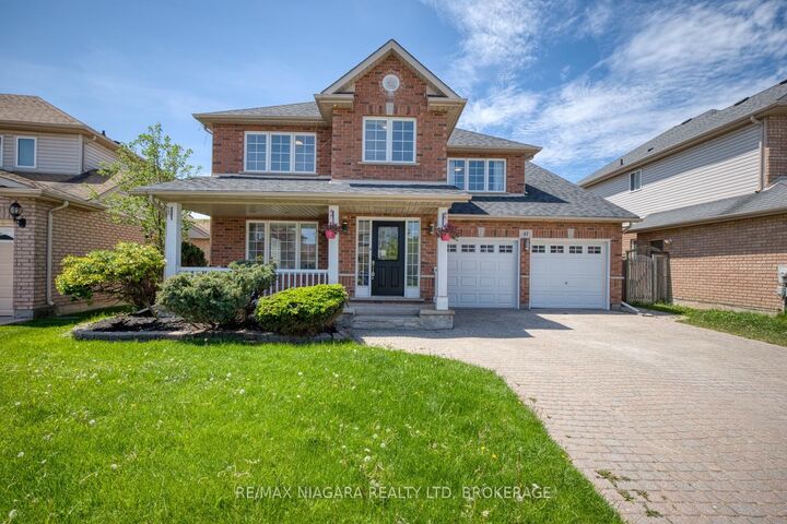 47 Honey Locust Circle — photo 1