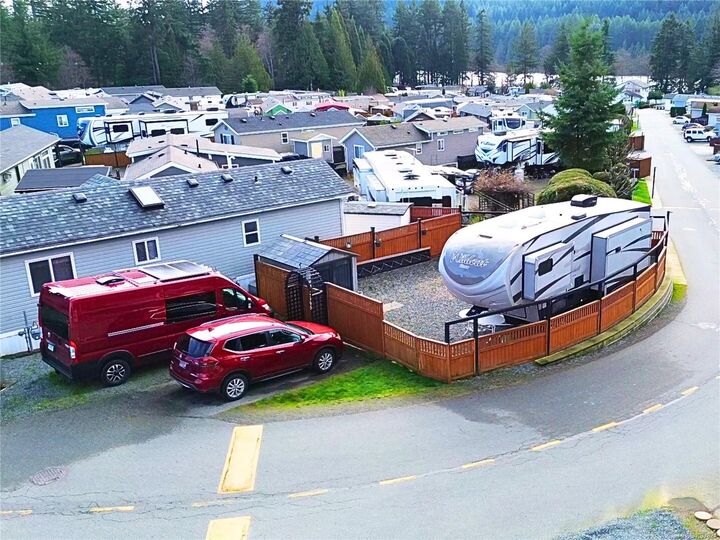 Property Photo: 1105 Woss Lake Dr BC V9R 6X7