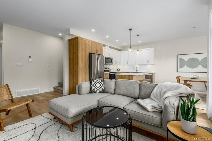 Property Photo:  2580 Brookfield Dr #203  BC V9N 0J8 