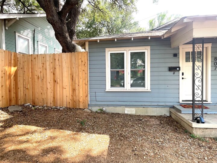 Property Photo:  807 E Riverside Drive Drive B  TX 78704 