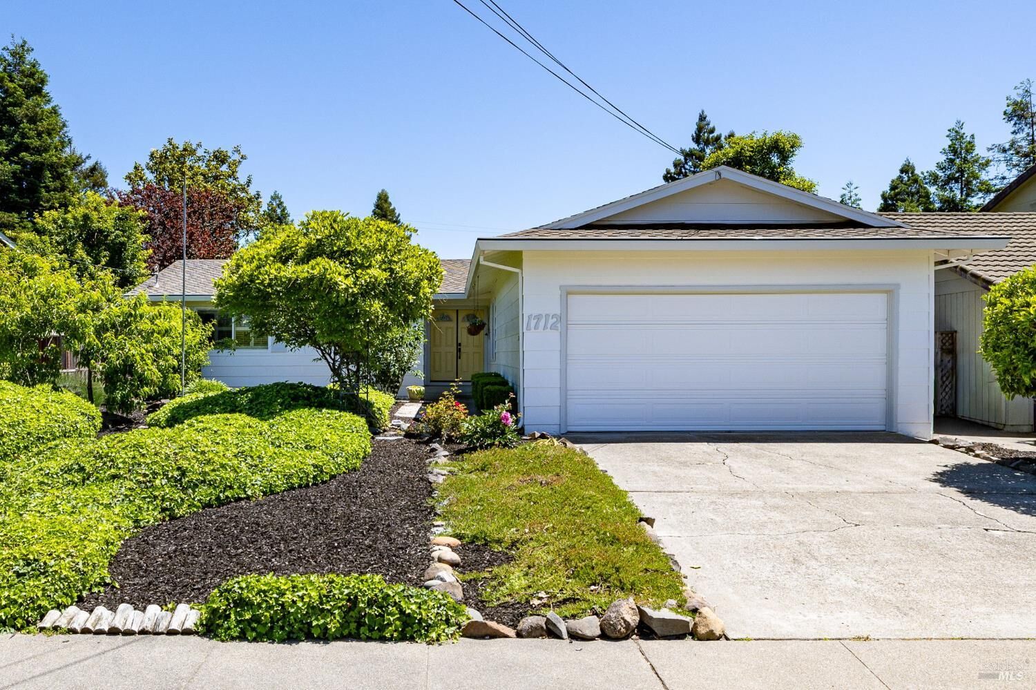 Property Photo:  1712 Weaverly Drive  CA 94954 