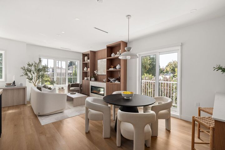 Property Photo: 2333 E 54th Avenue Sl 4 BC V5S 1X1
