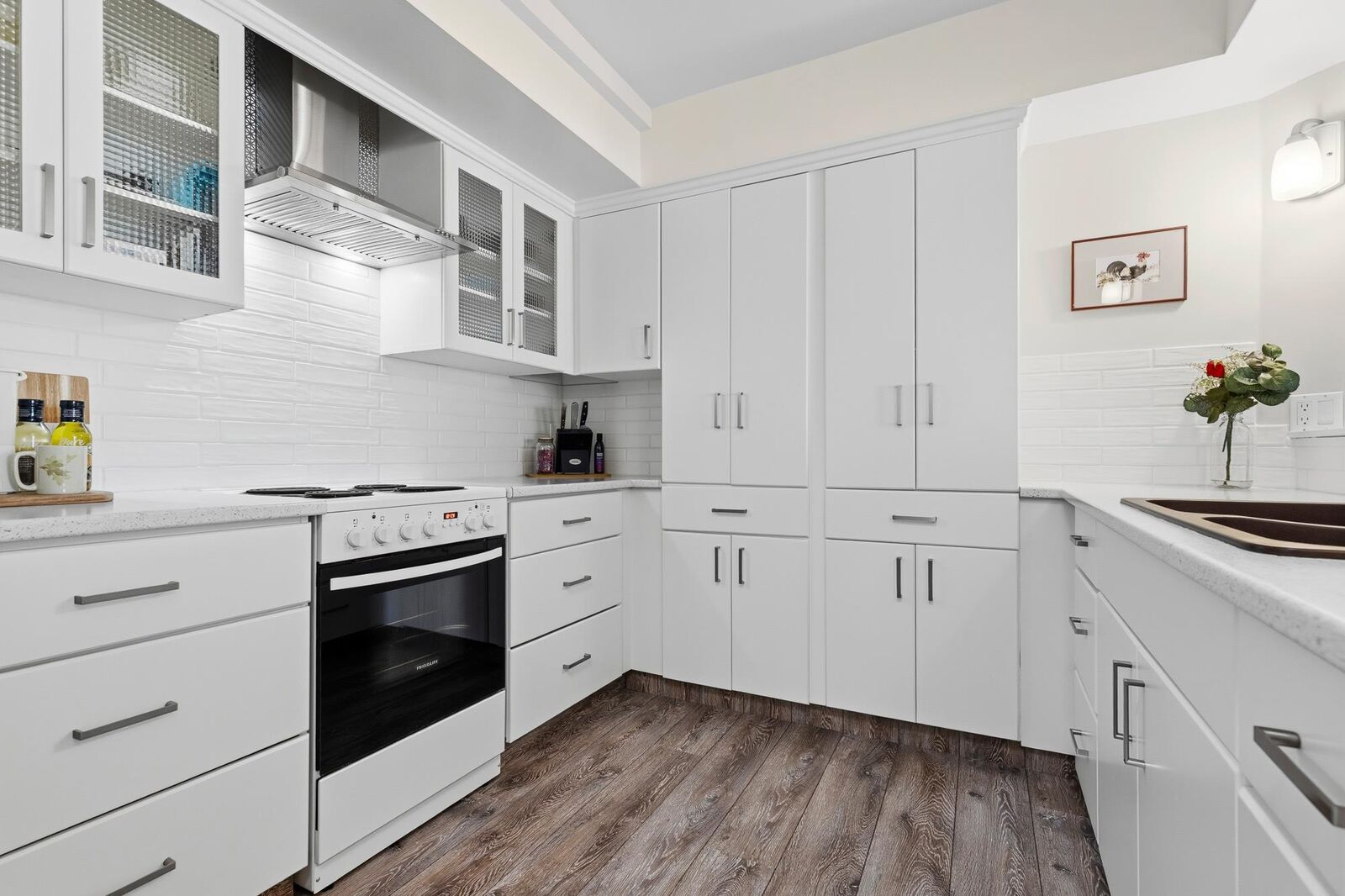 Property Photo:  45915 Cheam Avenue 6  BC V2P 1N7 