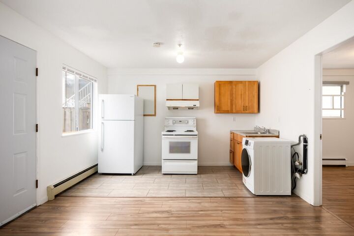 Property Photo:  4502 Nanaimo Street Main  BC V5N 5J4 
