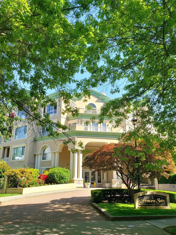 Property Photo: 2985 Princess Crescent 307 BC V3B 7P3
