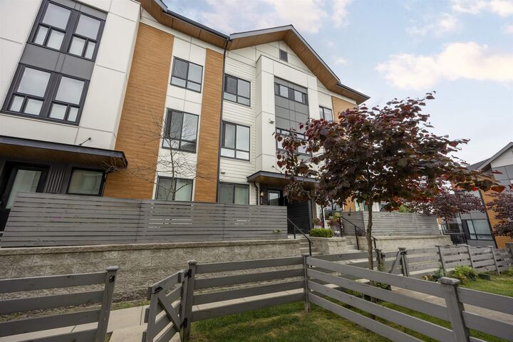 Property Photo: 15111 Edmund Drive 123 BC V3S 0A5