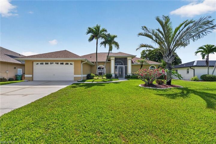 Property Photo:  5329 SW 8th Ct  FL 33914 