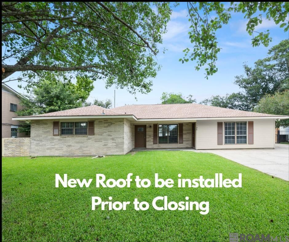 Property Photo: 1120 E Sybil St LA 70737
