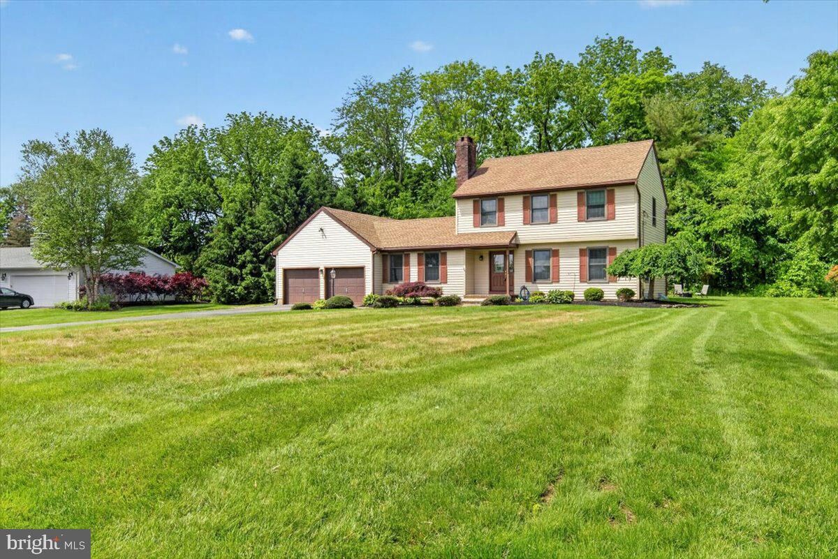 Property Photo: 106 Johnstone Drive NJ 08534