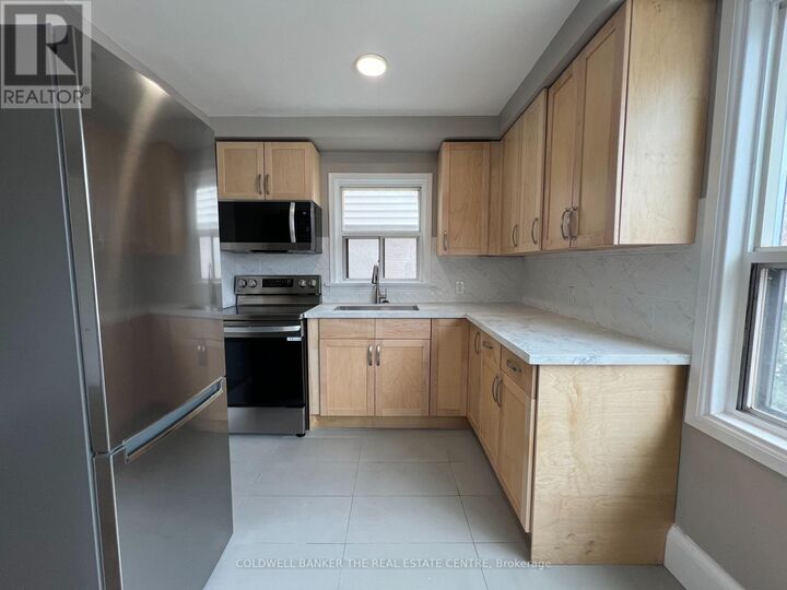 Property Photo:  108 Grandville Avenue 4  ON M6N 4V2 