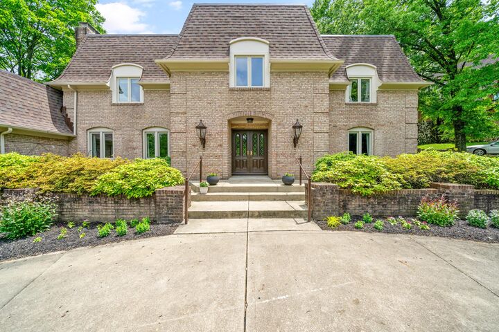 Property Photo: 546 Indian Mound Road OH 43213
