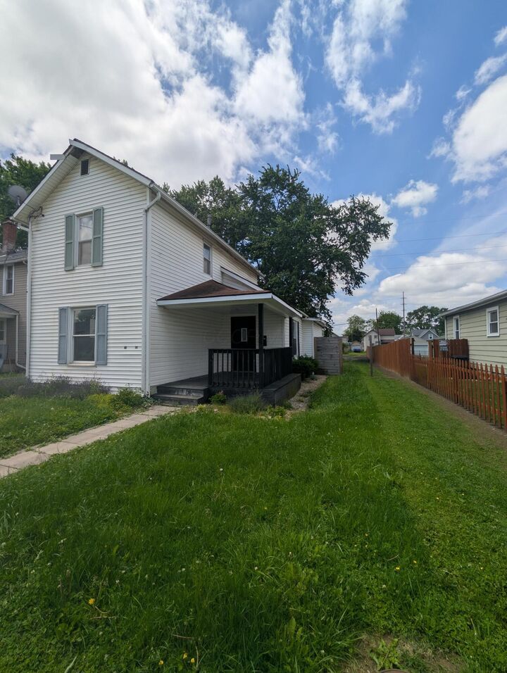 Property Photo: 519 Mound Street OH 43302