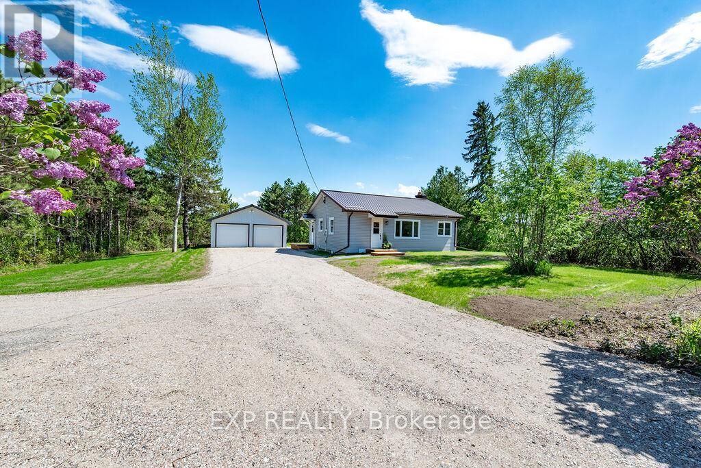 Property Photo:  1482 Gillan Road  ON K7V 3Z4 