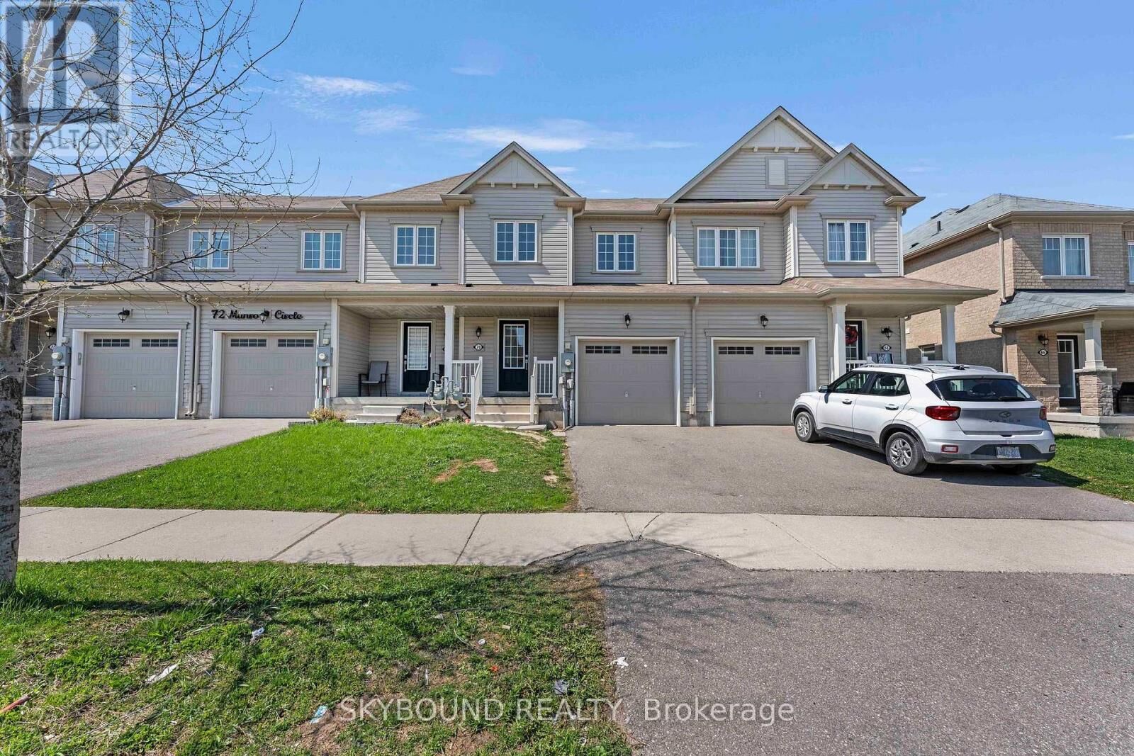 Property Photo:  70 Munro Circle  ON N3T 0R5 