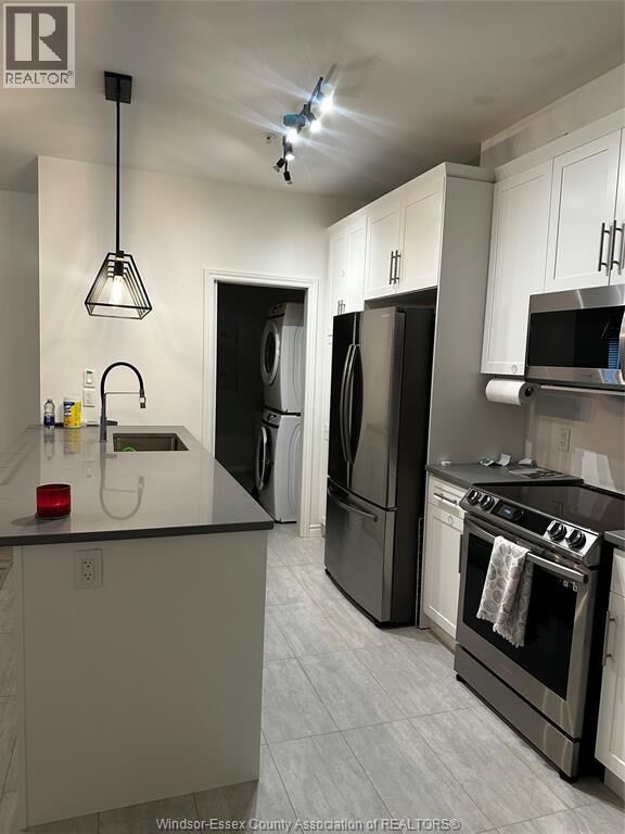 Property Photo:  1888 Westview Park Boulevard 111  ON N9H 1P9 