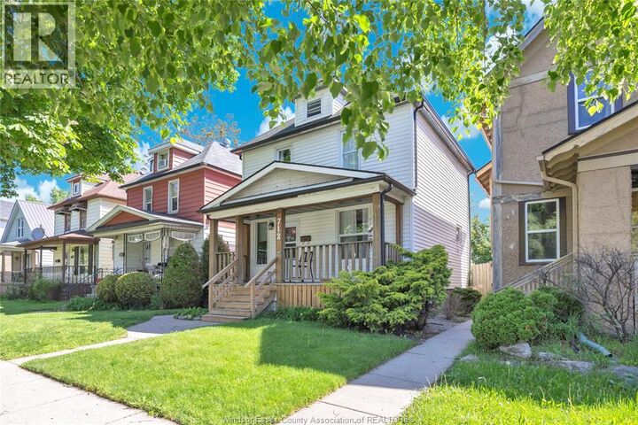 Property Photo: 712 Gladstone ON N8A 2R2