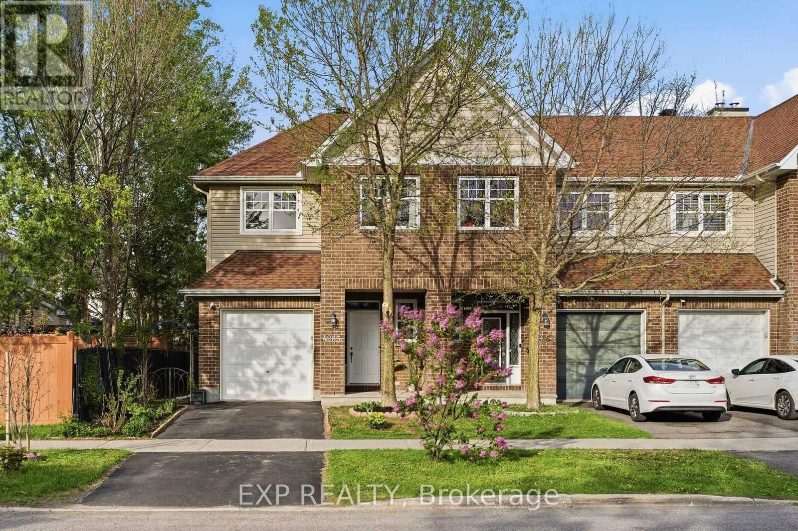 Property Photo:  4265 Kelly Farm Drive  ON K1T 0A6 
