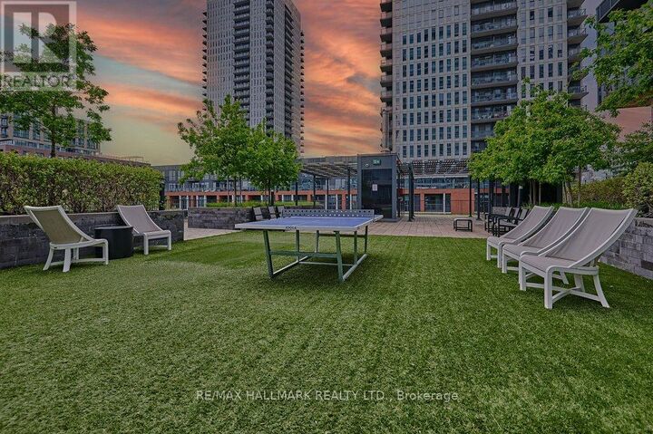 Property Photo:  20 Tubman Avenue 1108  ON M5A 0M8 