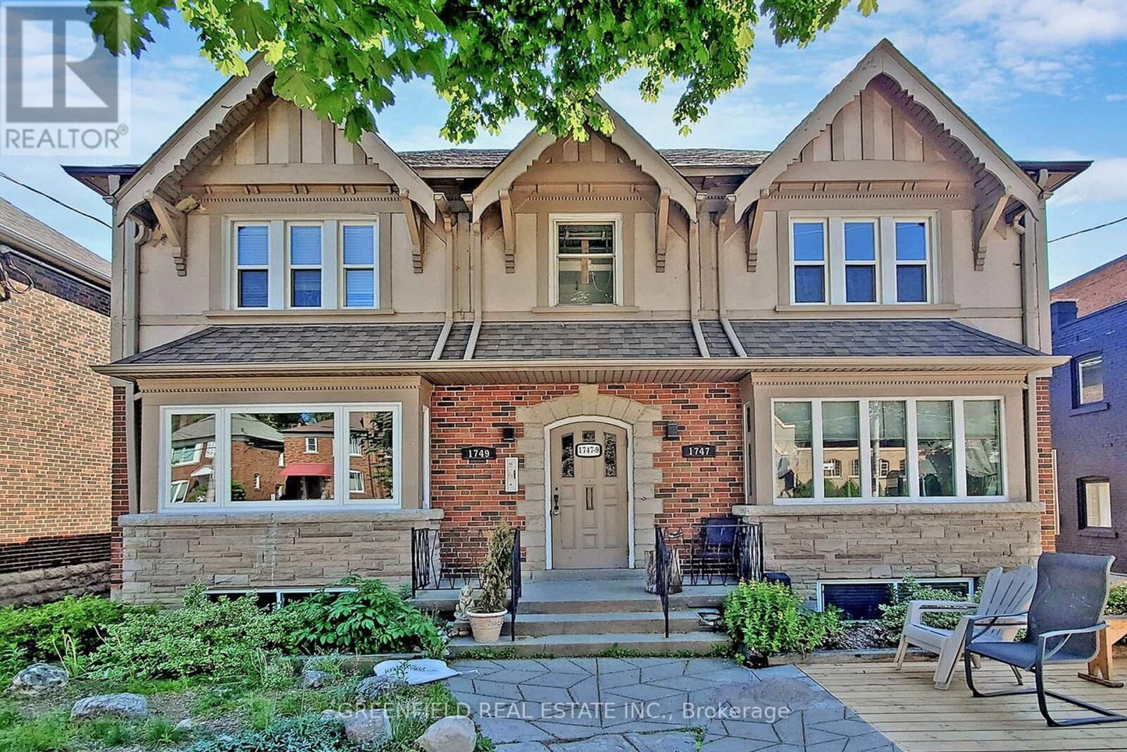 Property Photo:  1747 Bayview Avenue Upper  ON M4G 3C5 