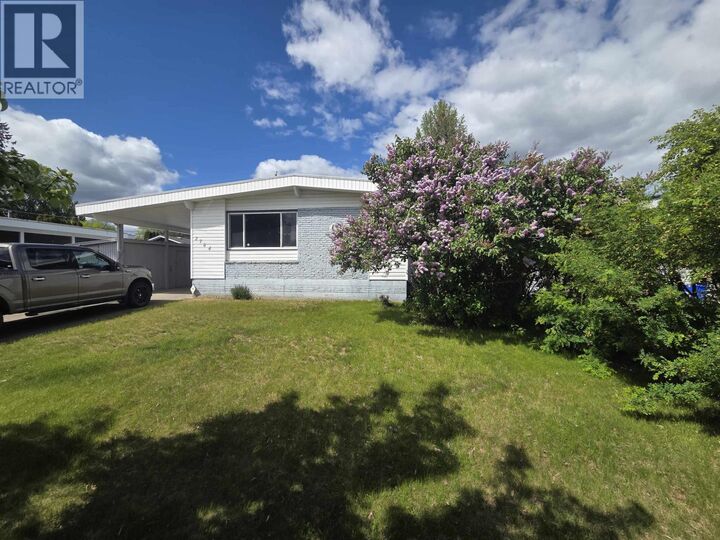 Property Photo: 2784 Fairview Crescent BC V2N 1G8
