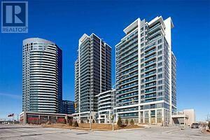 Property Photo: 7167 Yonge Street 202 ON L3T 0E1