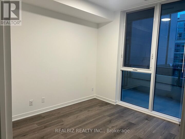 Property Photo:  180 Front Street 1003  ON M5A 0A9 