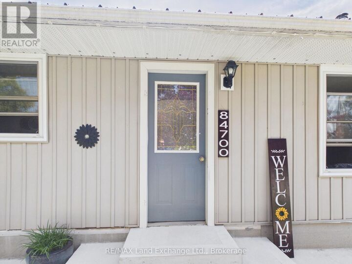 Property Photo:  84700 Kingsbridge Line  ON N7A 3X9 