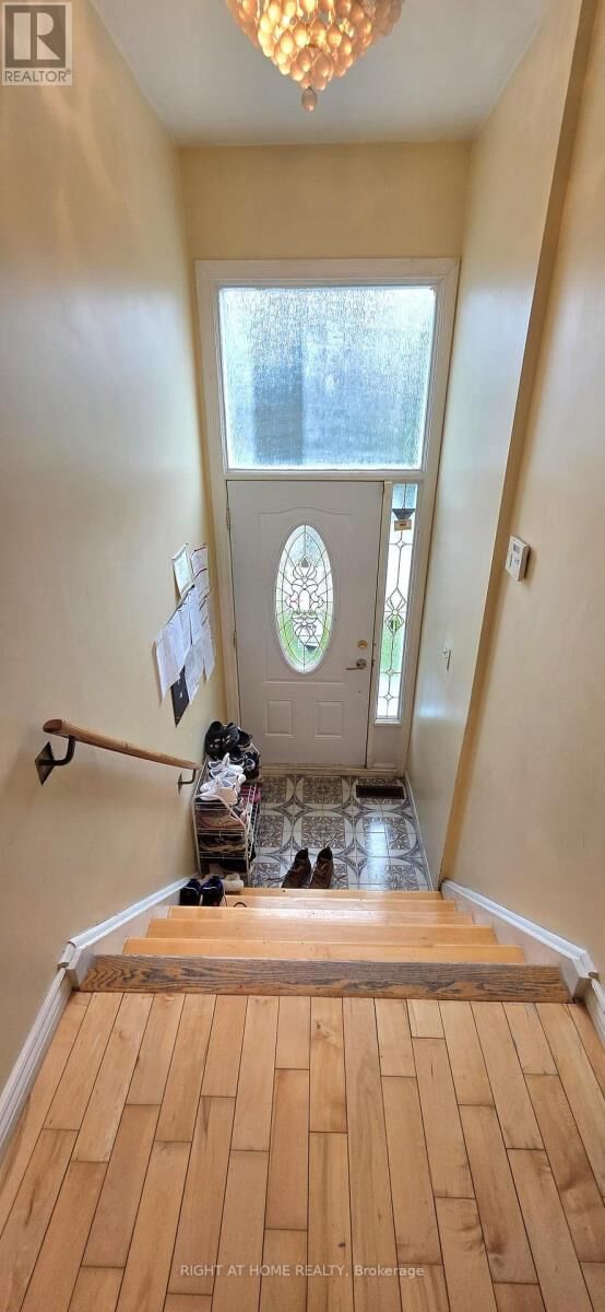 Property Photo:  459 Archdekin Drive  ON L6V 3G3 