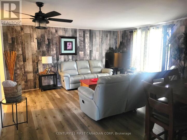 Property Photo:  583 Mornington Avenue 604  ON N5Y 3E9 