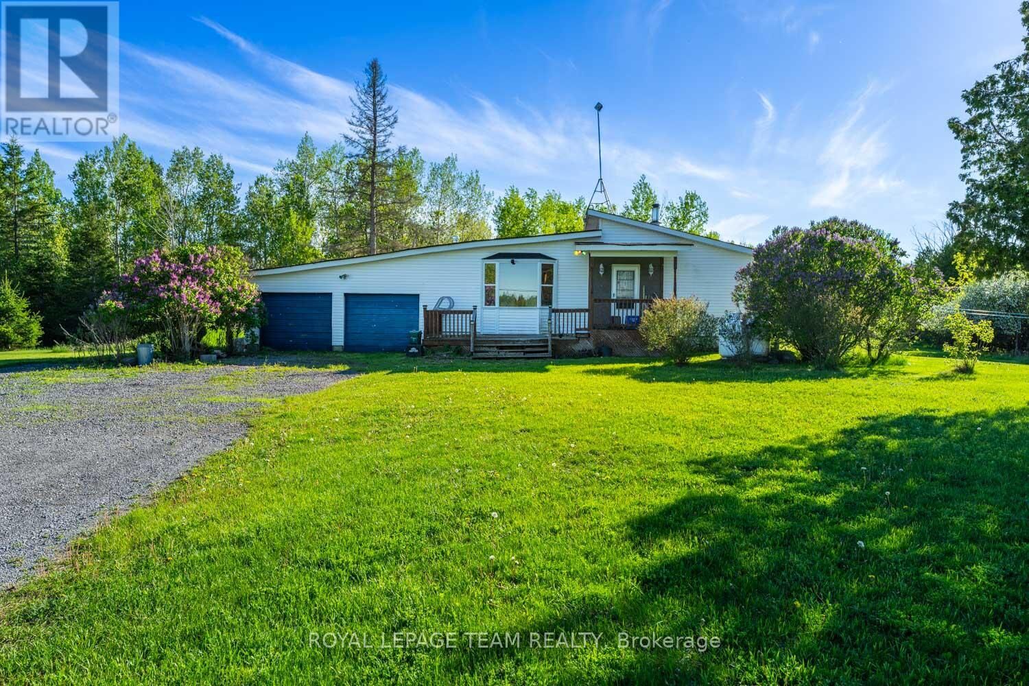 Property Photo:  663 Beavertail Road  ON K0A 1L0 