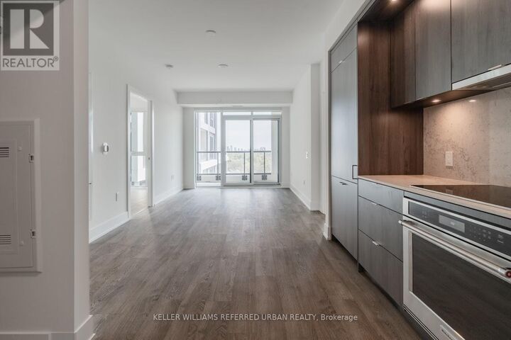Property Photo: 858 Dupont Street 702 ON M6G 0C1