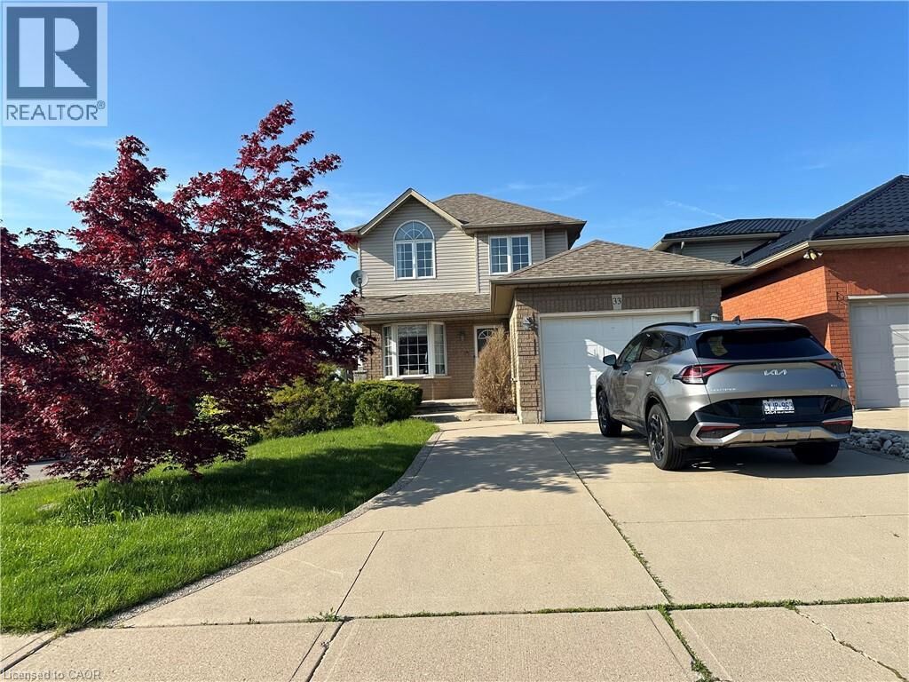 Property Photo:  33 Vineberg Drive  ON L9B 2P6 
