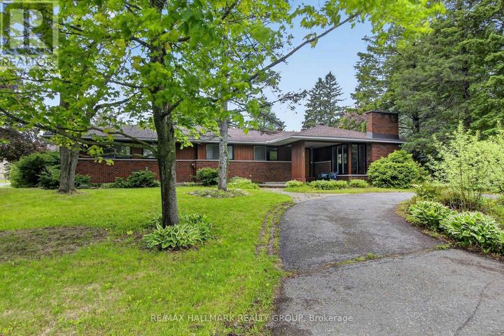 2 Birdstone Avenue — photo 1