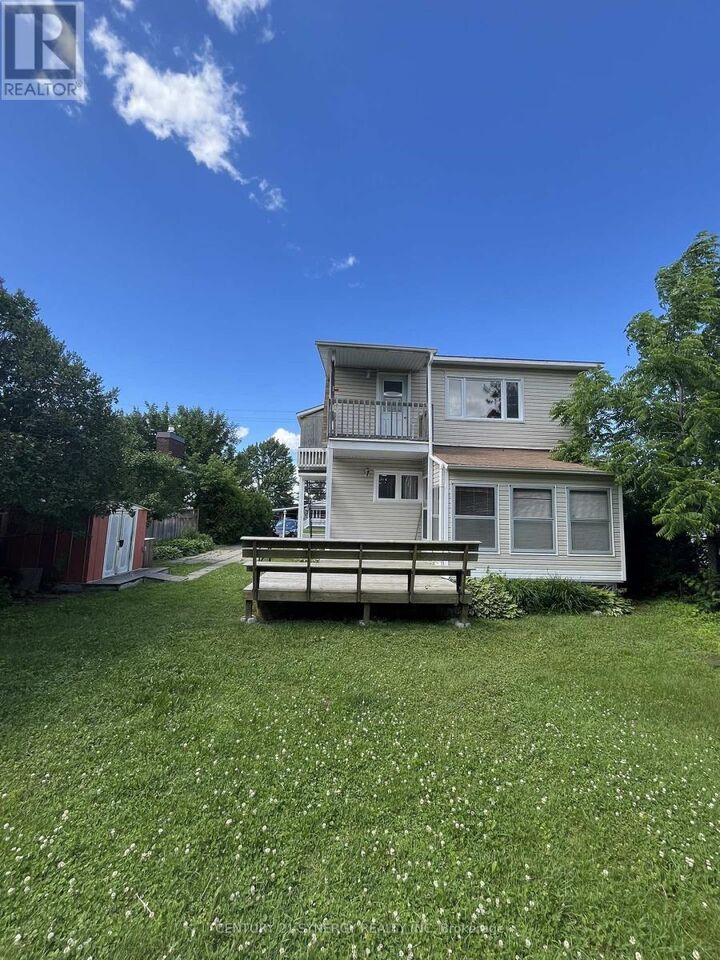 Property Photo:  927-931 Laurier Street  ON K4K 1G4 
