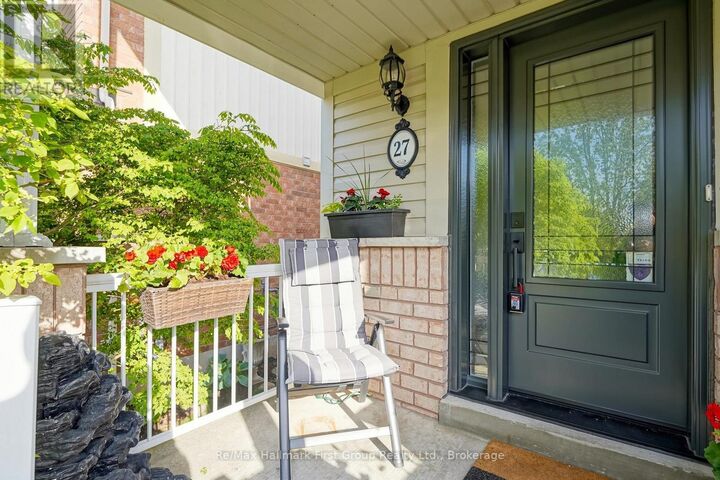 Property Photo: 27 Robideau Place ON L1R 3G6