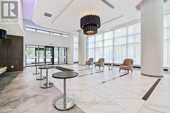 Property Photo: 105 Oneida Crescent 2607 ON L4B 0B6