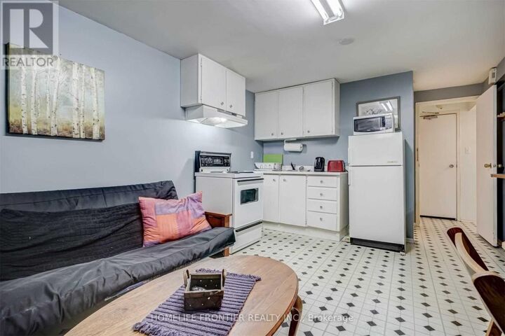 Property Photo:  31 Madsen Crescent Basement  ON L3R 4P2 