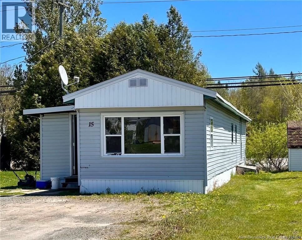 Property Photo:  15 Hedgeview Drive  NB E3B 6R6 