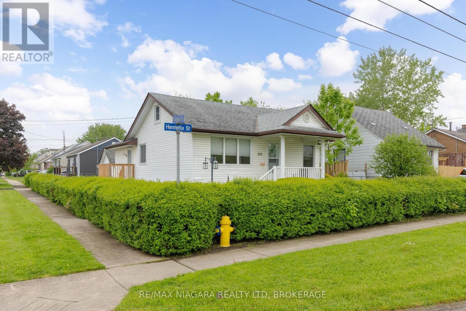 Property Photo: 150 Henrietta Street ON L2A 2J9