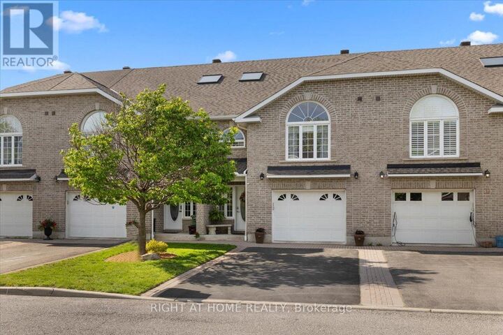 Property Photo: 55 Callaway Court ON K1C 7S4