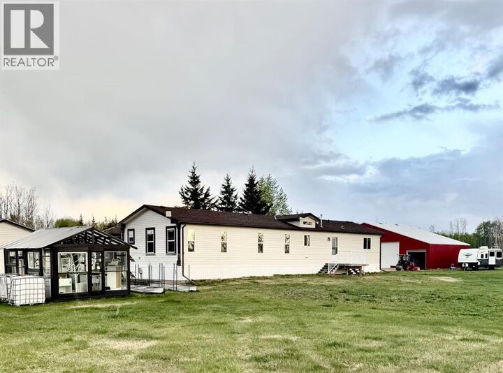 Property Photo: 71074 Township Road 705 AB T8W 5G2