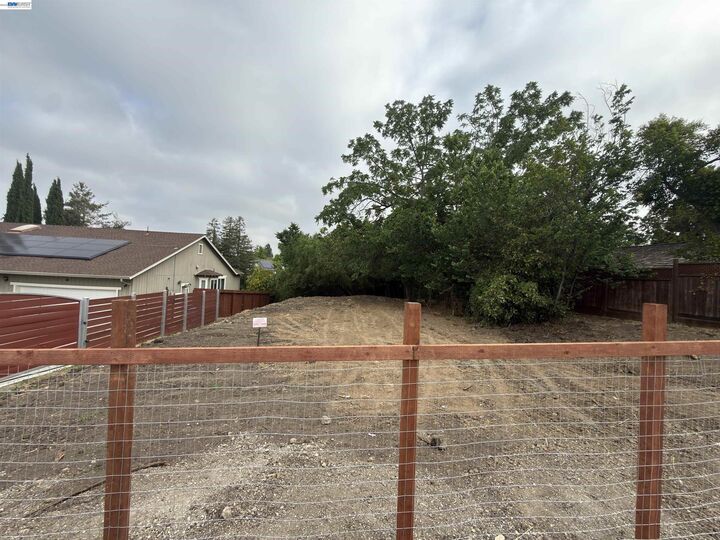 Property Photo:  3279 Washington Blvd.  CA 94539 